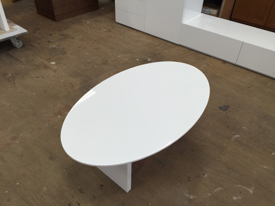 ローテーブル　楕円　ホワイト